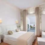 Adriani Hotell 4*