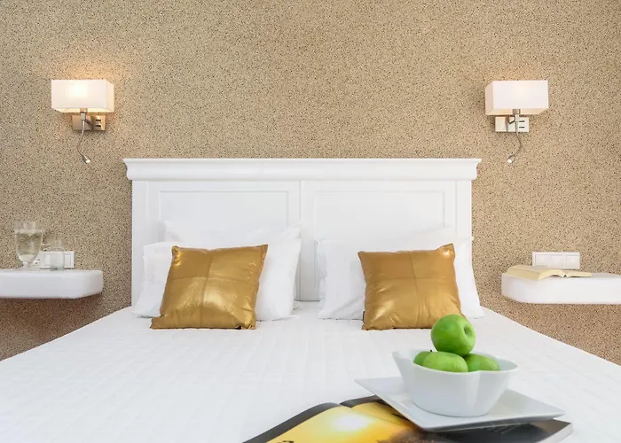 Hotel Adriani Naxos City